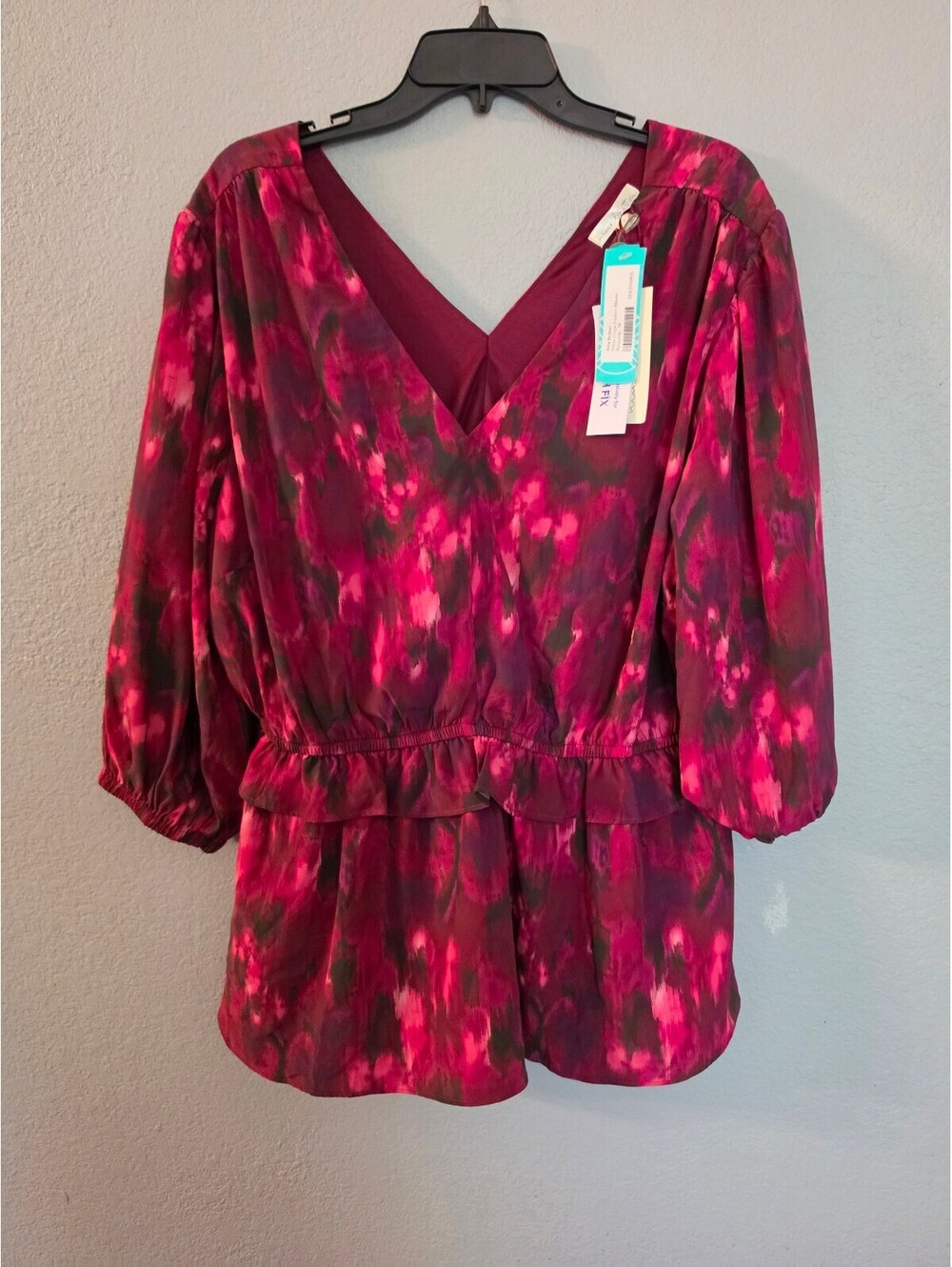 Nine Britton Women's 1X Pink and Purple Floral V-Neck Blouse with Ruffle Waist
